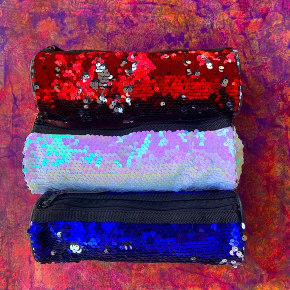 NWT Makeup Cosmetic Zipper Pouch Case Sequin Iridescent Pearl Bag. - Picture 5 of 5